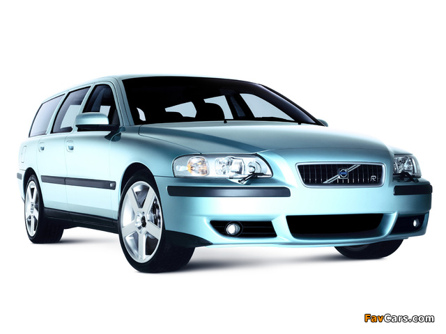 Volvo V70 R 2000–05 pictures (640 x 480)