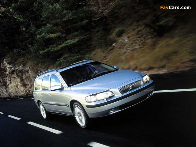 Volvo V70 2000–05 pictures (640 x 480)