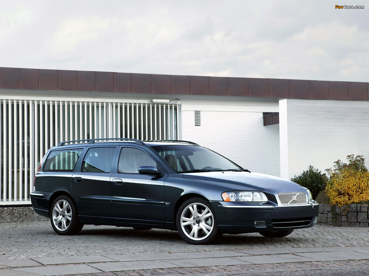 Volvo V70 T5 2005–07 pictures (1280 x 960)
