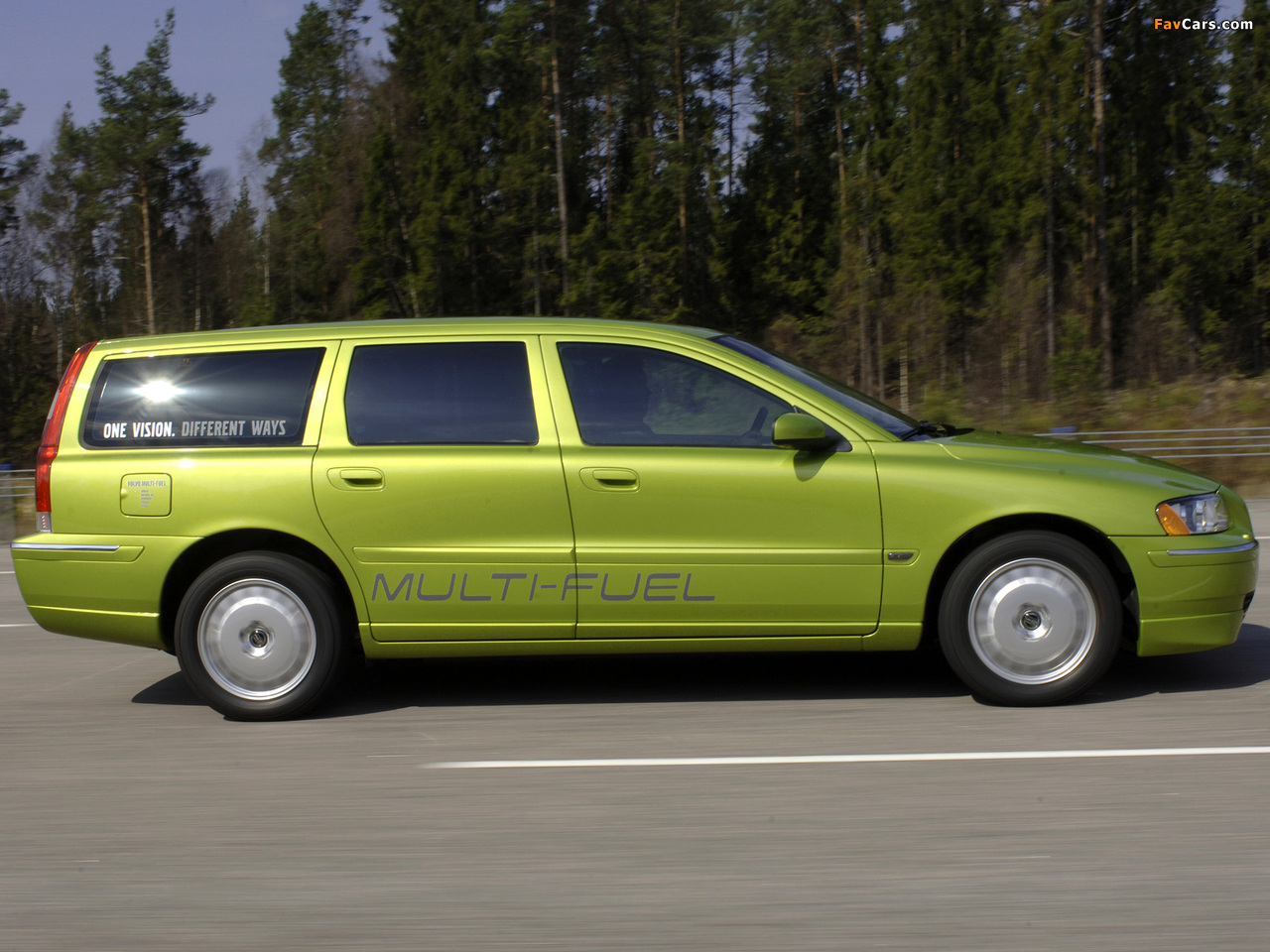 Volvo V70 Multi-Fuel 2006 images (1280 x 960)