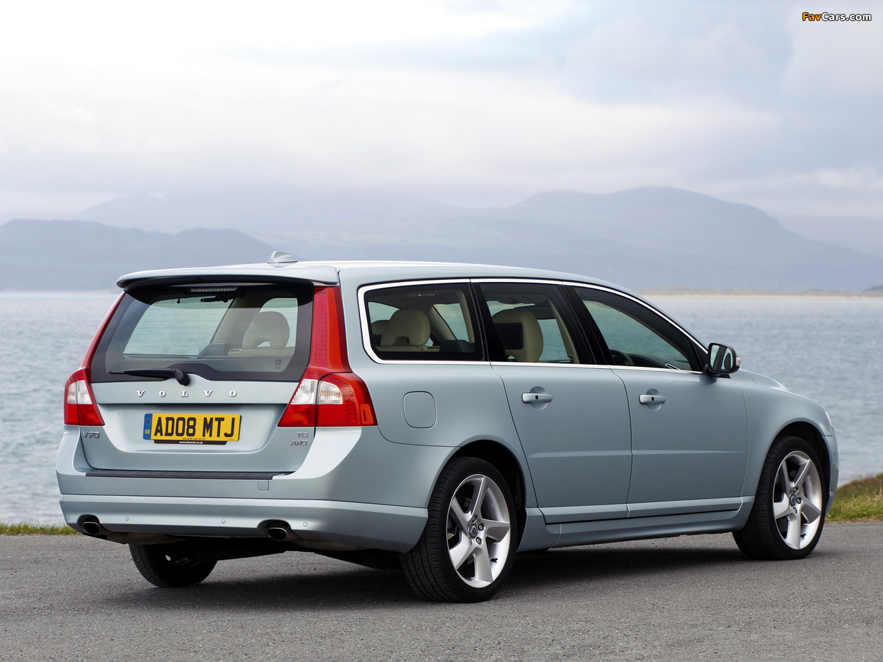 Volvo V70 UK-spec 2007–09 pictures (1280 x 960)