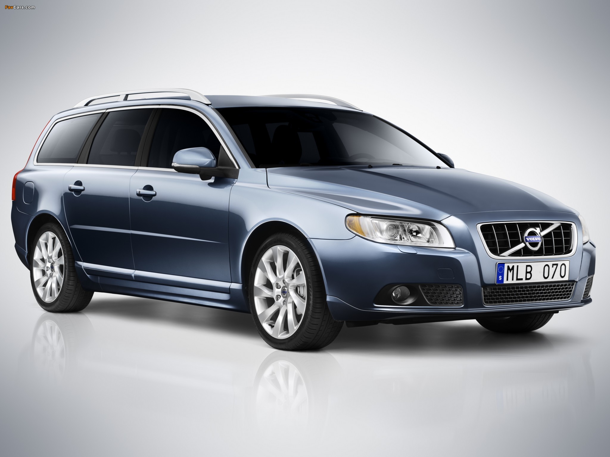 Volvo V70 D5 2009 pictures (2048 x 1536)