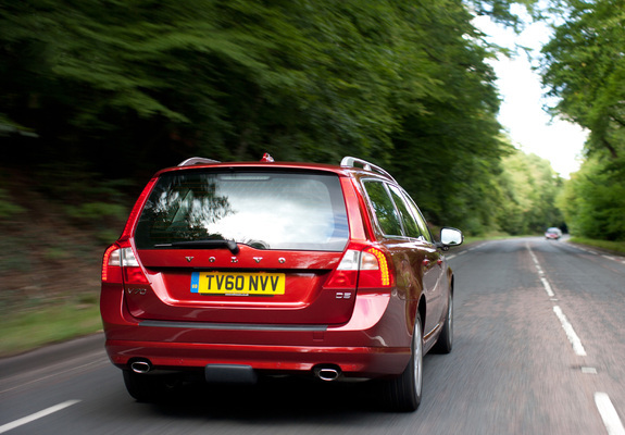 Volvo V70 D5 UK-spec 2010–13 wallpapers