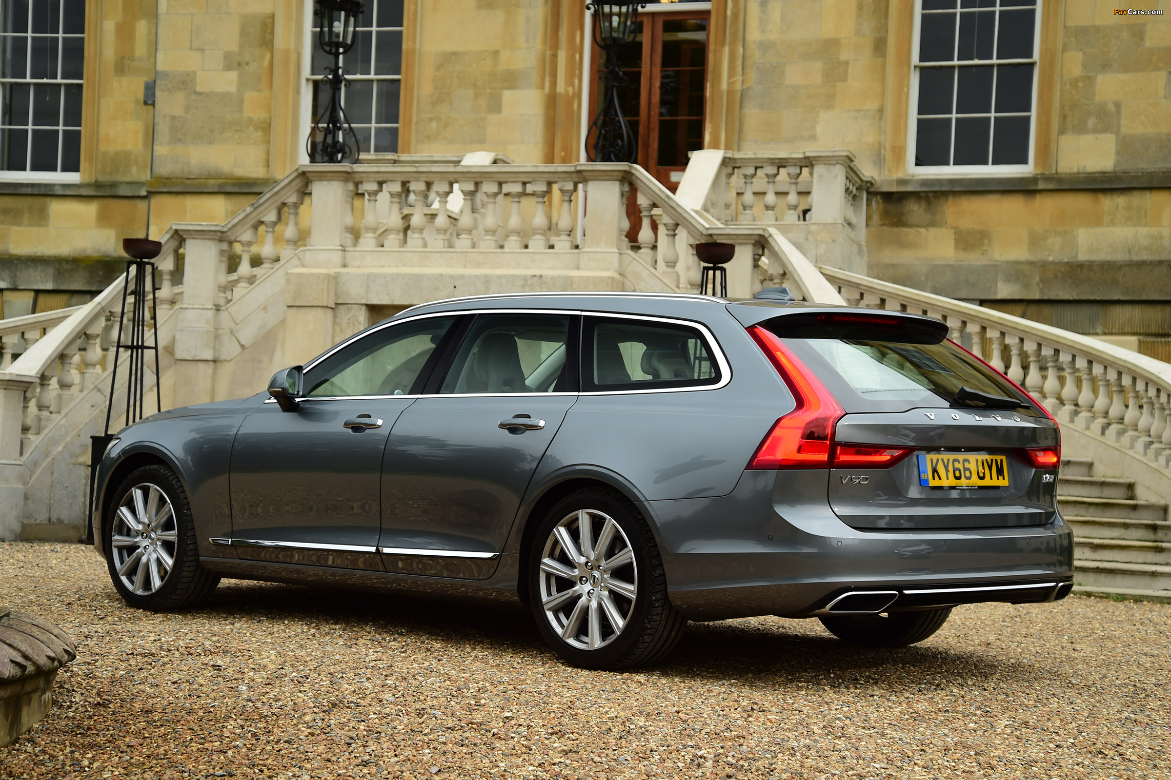 Volvo V90 D5 Inscription UK-spec 2016 images (2400 x 1600)