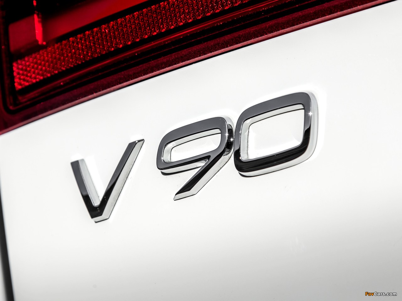 Volvo V90 D4 Cross Country UK-spec 2017 photos (1280 x 960)