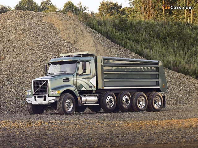 Images of Volvo VHD Tipper 2000 (640 x 480)