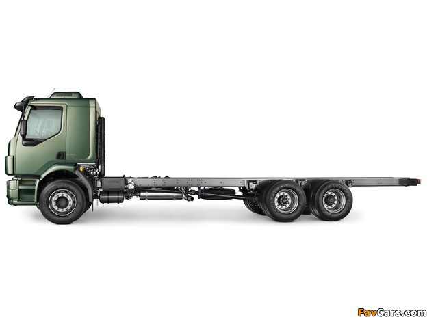 Images of Volvo VM 270 6x2 2006 (640 x 480)