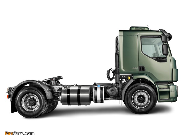 Volvo VM 330 4x2 Tractor 2012 wallpapers (640 x 480)