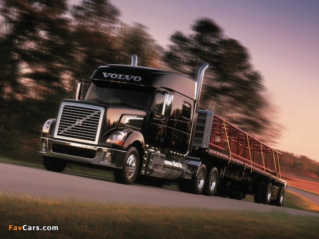 Pictures of Volvo VT830 2005 (640 x 480)