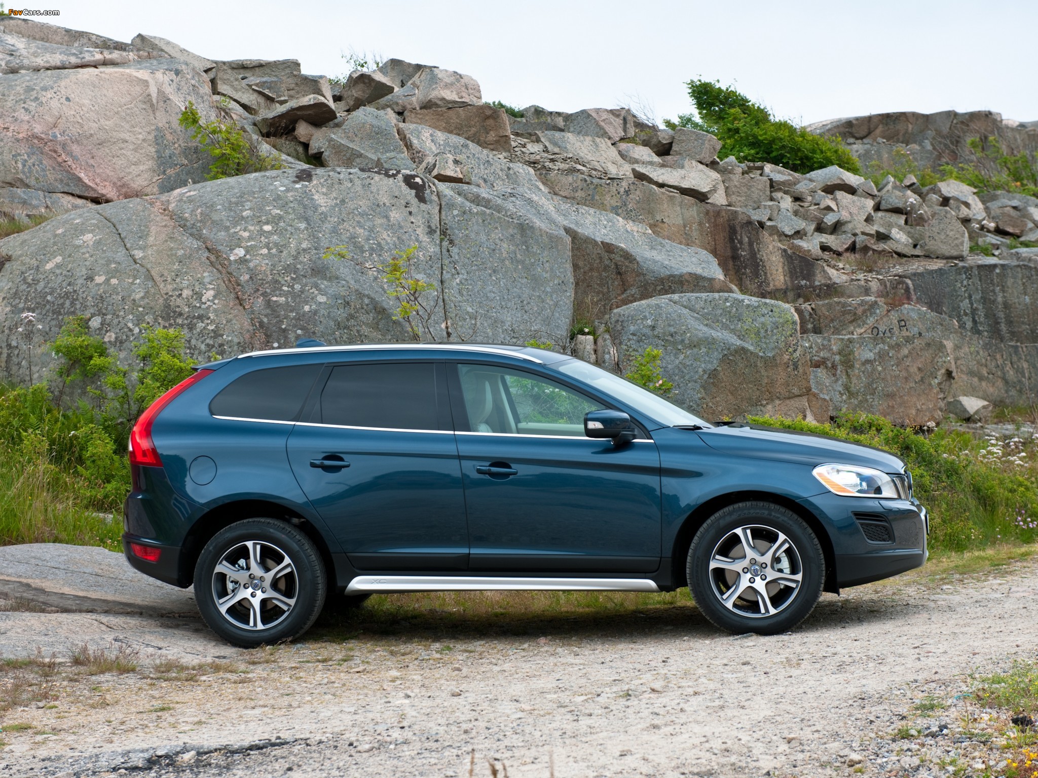 Images of Volvo XC60 D3 2009 (2048 x 1536)