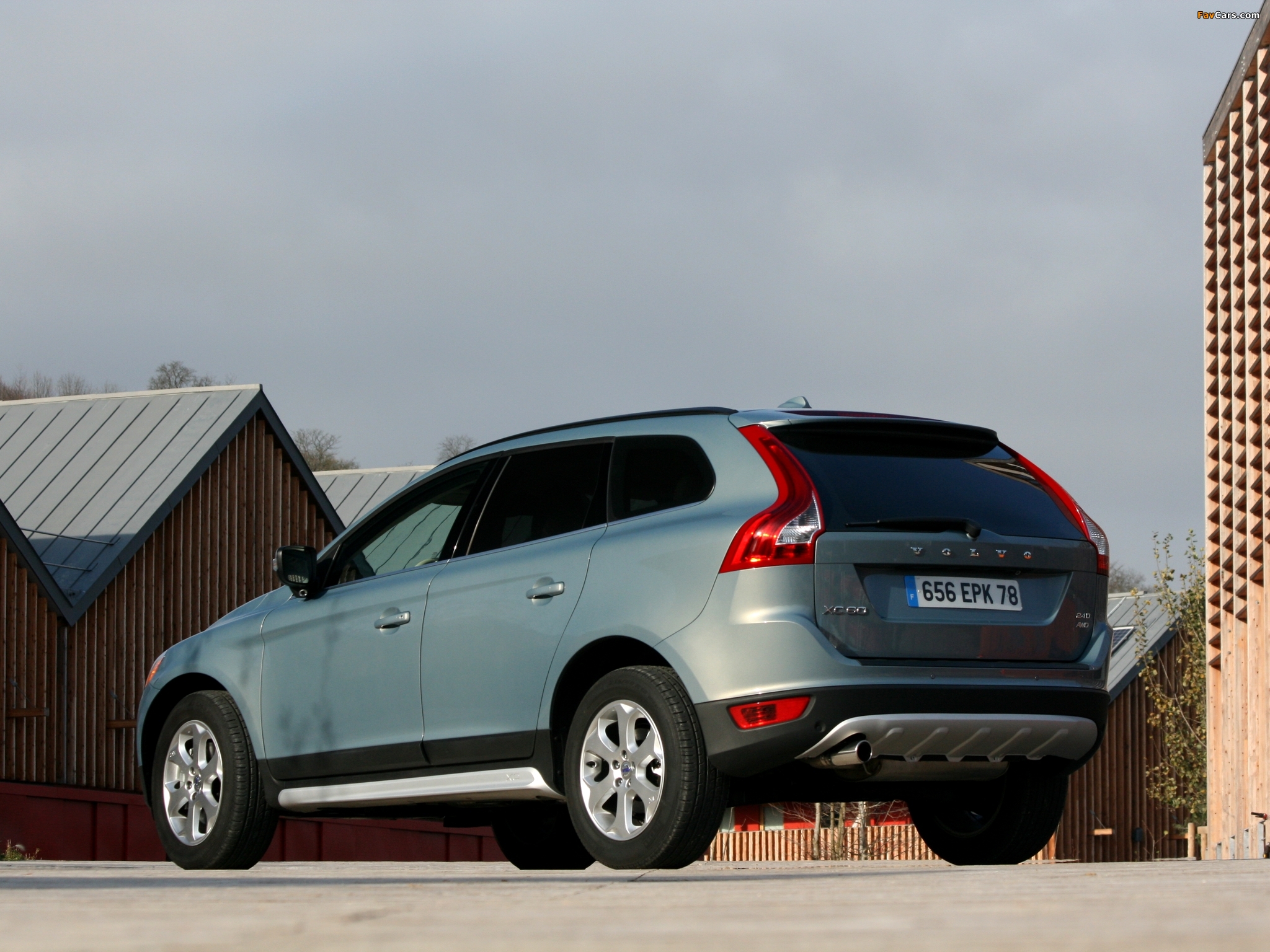 Pictures of Volvo XC60 2.4D 2008–13 (2048 x 1536)