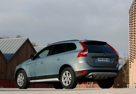 Pictures of Volvo XC60 2.4D 2008–13