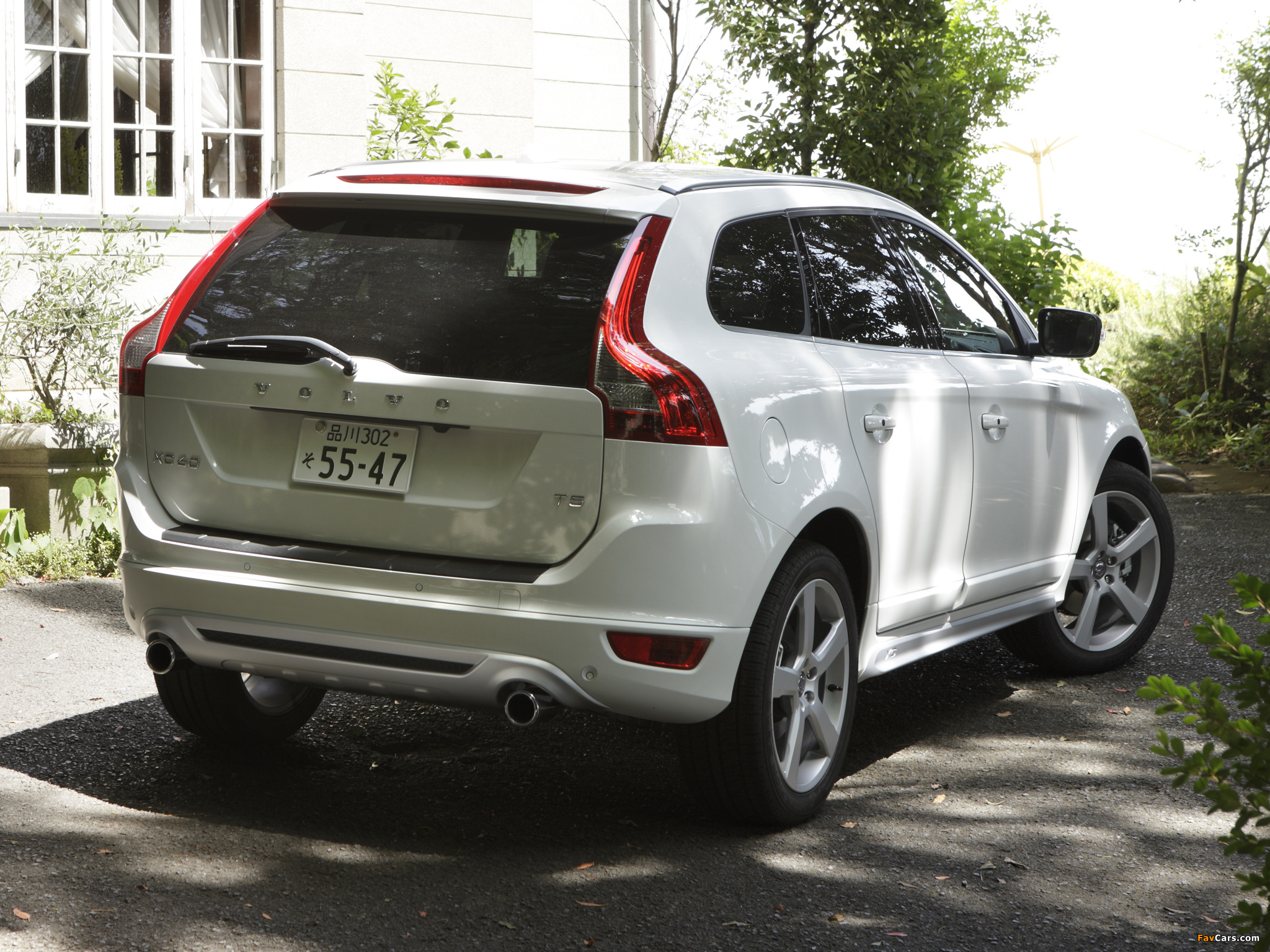 Volvo XC60 R-Design JP-spec 2009–13 pictures (2048 x 1536)