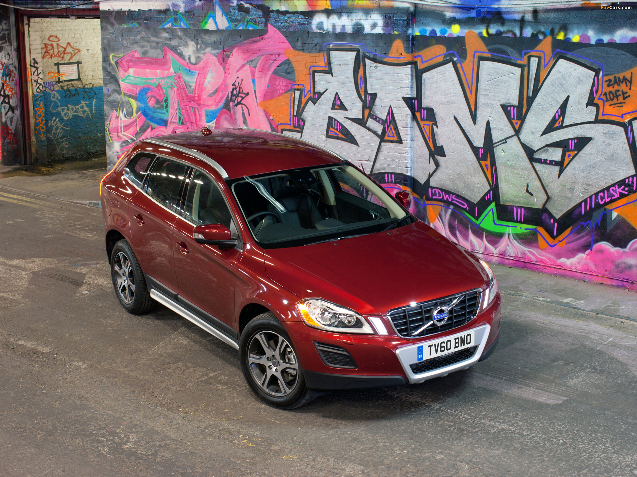 Volvo XC60 DRIVe Efficiency UK-spec 2009–13 wallpapers (2048 x 1536)