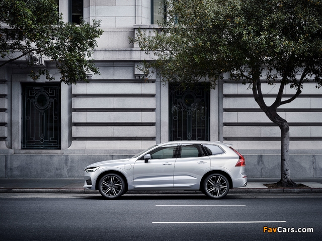 Volvo XC60 T8 R-Design 2017 wallpapers (640 x 480)