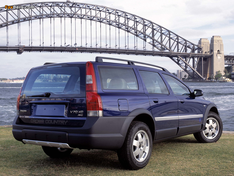 Photos of Volvo V70XC Ocean Race 2001–02 (800 x 600)