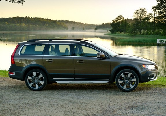 Photos of Volvo XC70 T6 2009