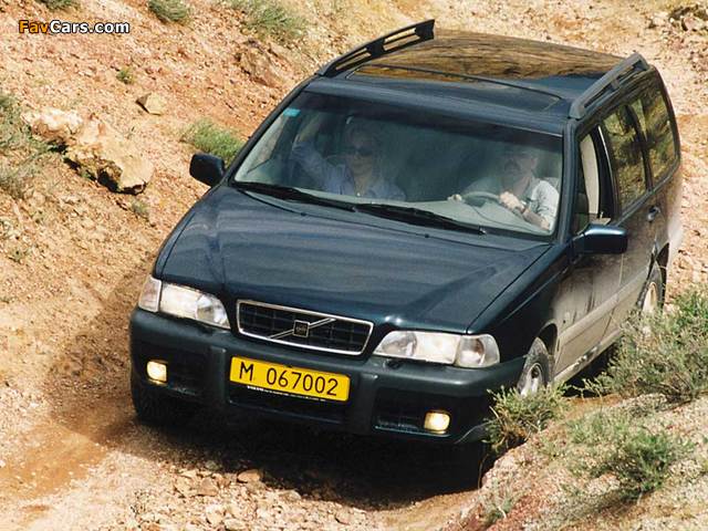 Pictures of Volvo V70XC 1997–2000 (640 x 480)
