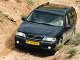 Pictures of Volvo V70XC 1997–2000