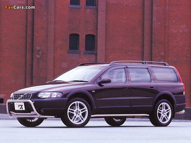 VST Volvo V70XC 2000–05 photos (640 x 480)