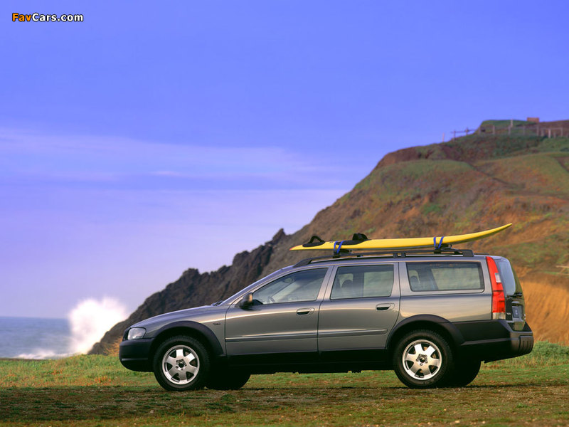 Volvo V70XC 2000–05 pictures (800 x 600)