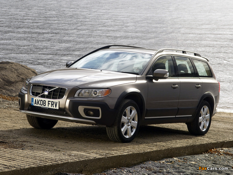 Volvo XC70 UK-spec 2007–09 photos (800 x 600)