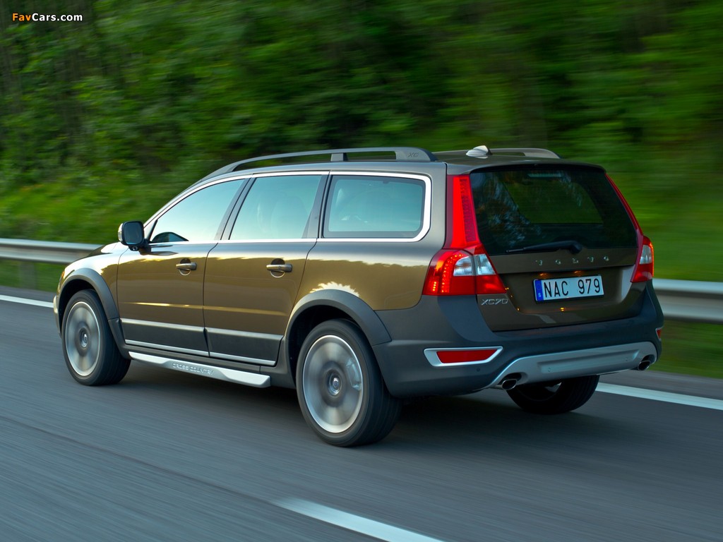Volvo XC70 T6 2009 wallpapers (1024 x 768)