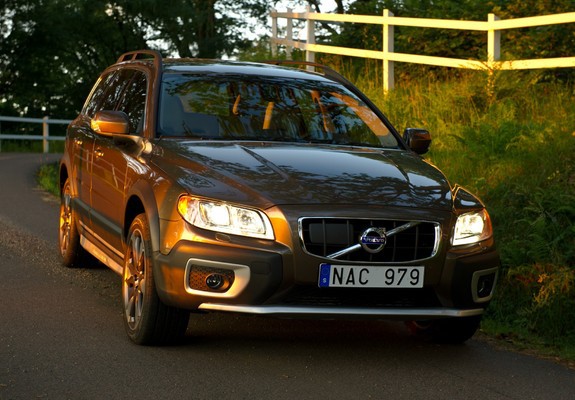 Volvo XC70 T6 2009 wallpapers
