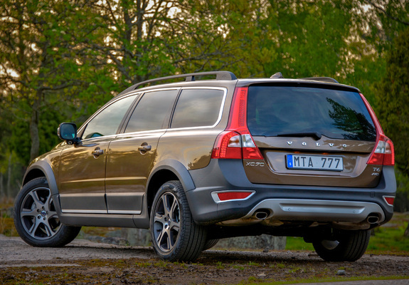 Volvo XC70 T6 2009 wallpapers