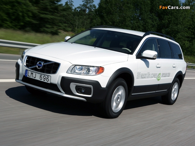 Volvo XC70 DRIVe 2009–13 wallpapers (640 x 480)