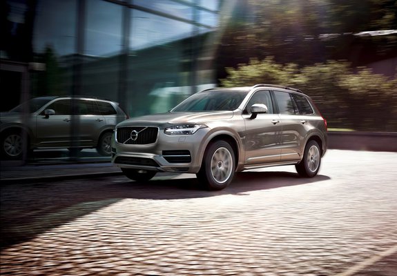 Images of Volvo XC90 D5 2015