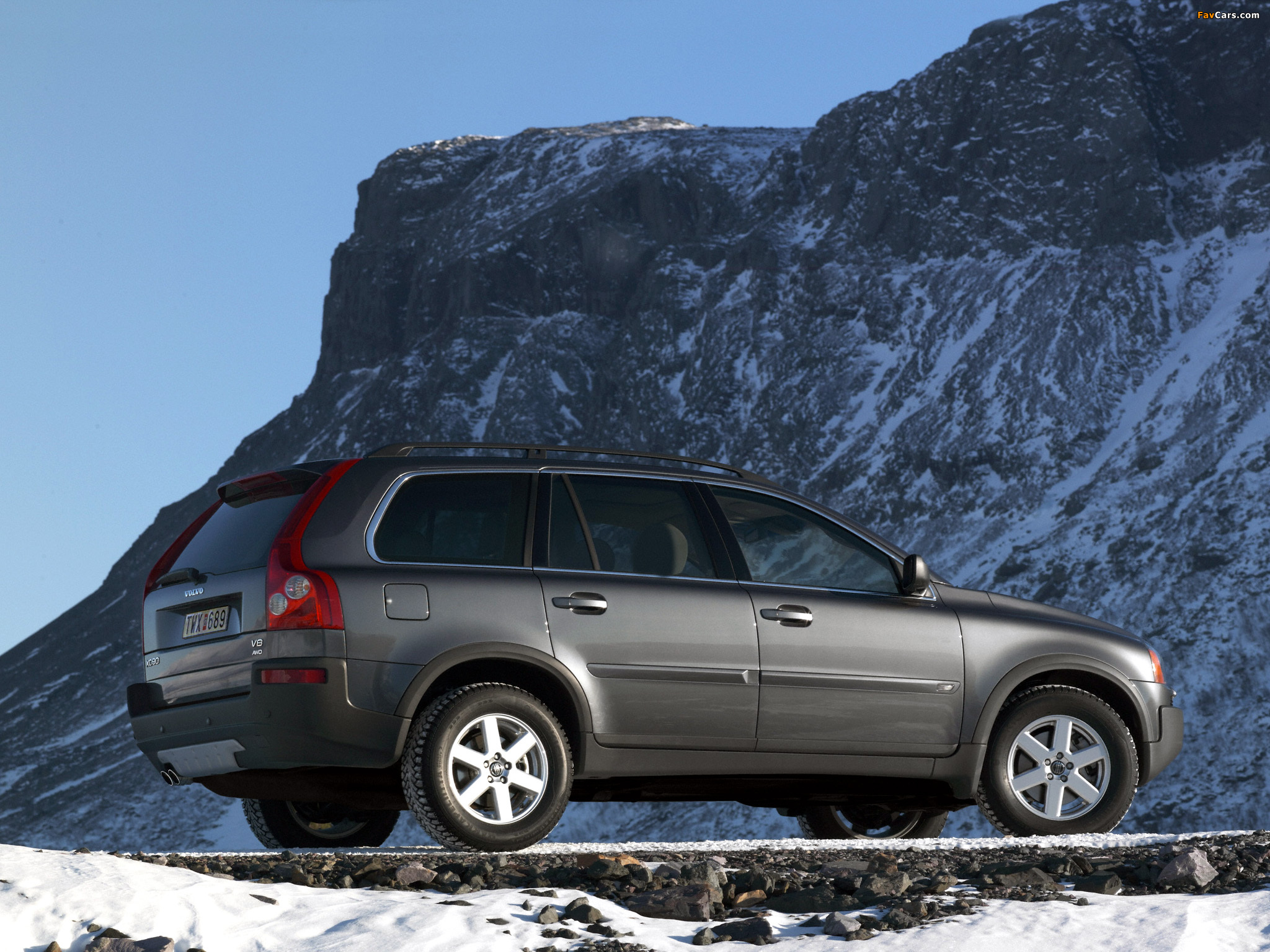 Photos of Volvo XC90 V8 2005–07 (2048 x 1536)