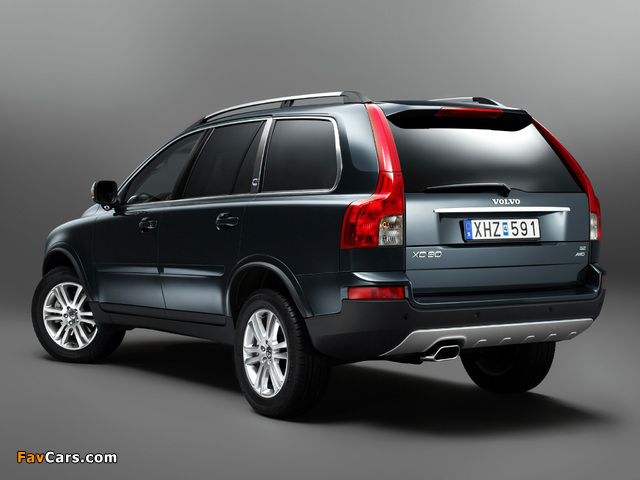 Photos of Volvo XC90 Executive 2008–09 (640 x 480)