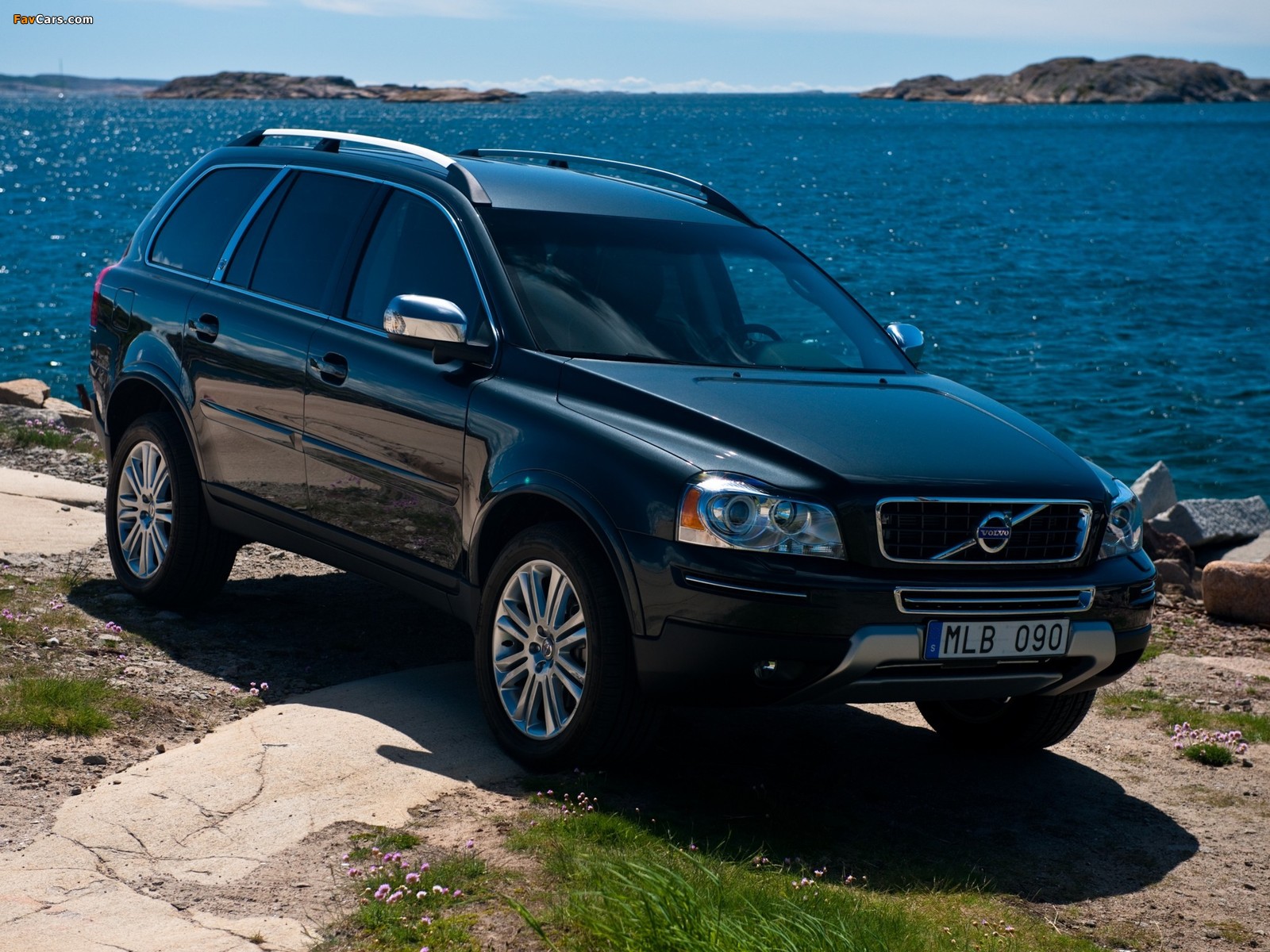 Photos of Volvo XC90 D5 2009–11 (1600 x 1200)