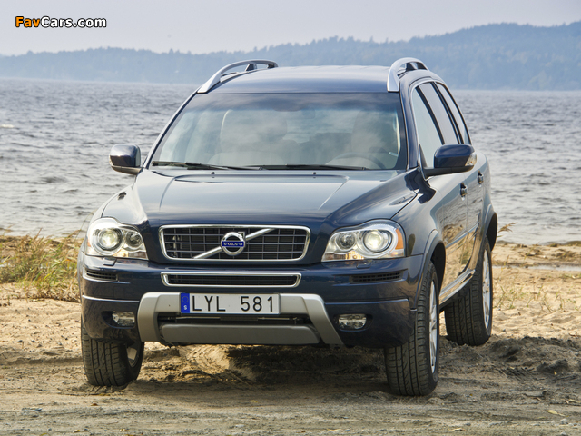 Photos of Volvo XC90 D3 2011 (640 x 480)