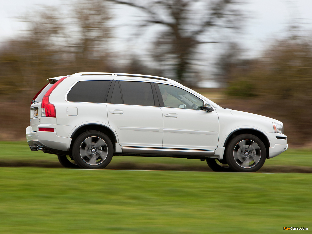 Photos of Volvo XC90 R-Design UK-spec 2012 (1280 x 960)