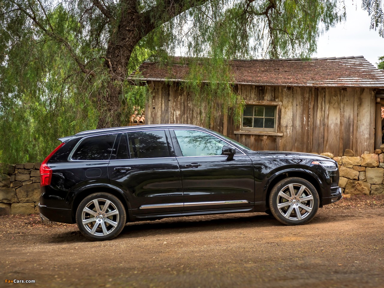 Photos of Volvo XC90 T6 Inscription "First Edition" US-spec 2015 (1280 x 960)
