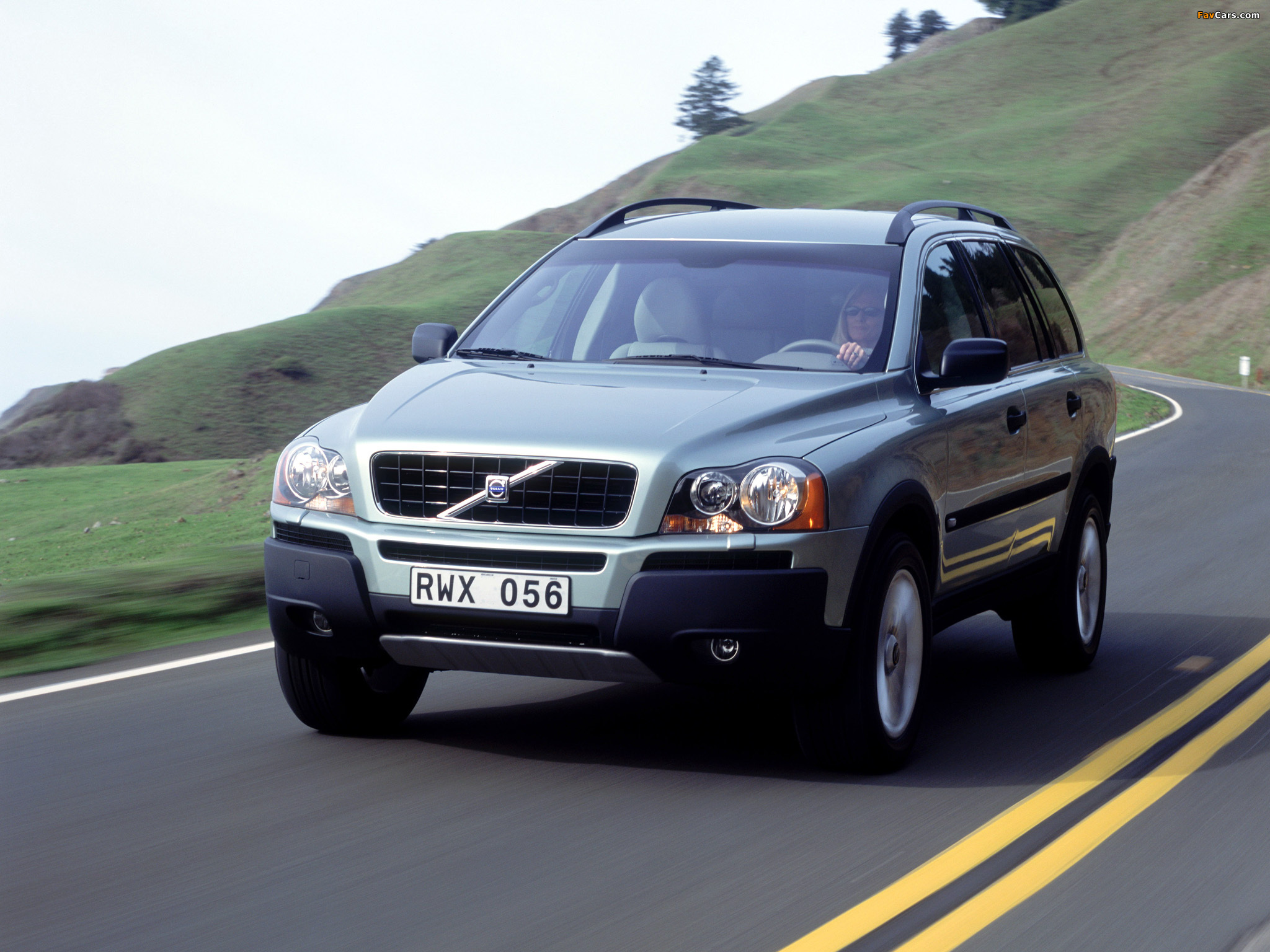 Pictures of Volvo XC90 2002–06 (2048 x 1536)