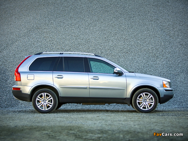 Pictures of Volvo XC90 V8 2008–09 (640 x 480)