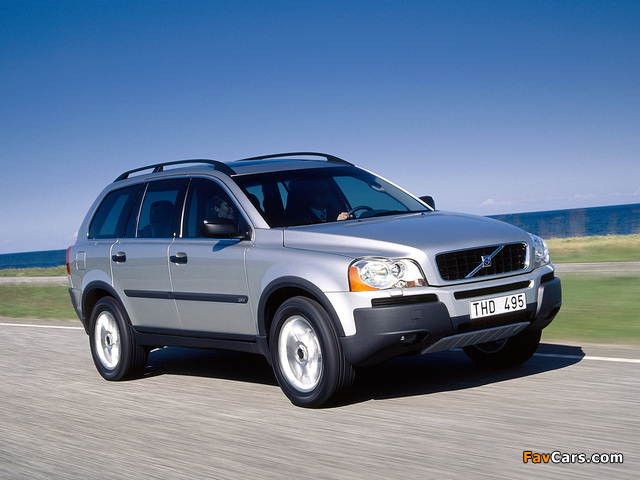 Volvo XC90 2002–06 photos (640 x 480)