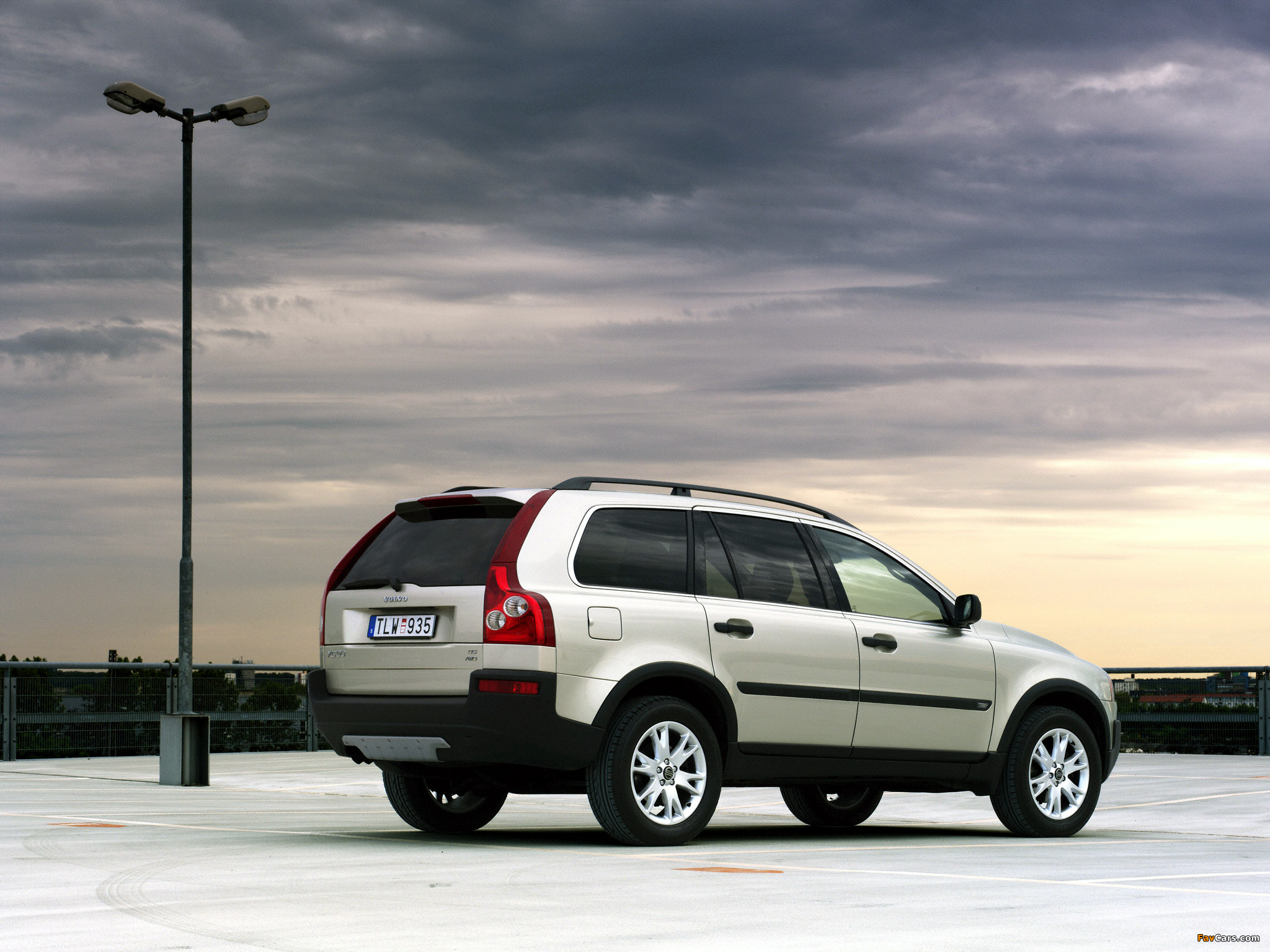 Volvo XC90 D5 2006 pictures (2048 x 1536)