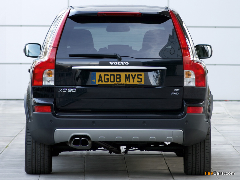 Volvo XC90 UK-spec 2007–09 photos (800 x 600)