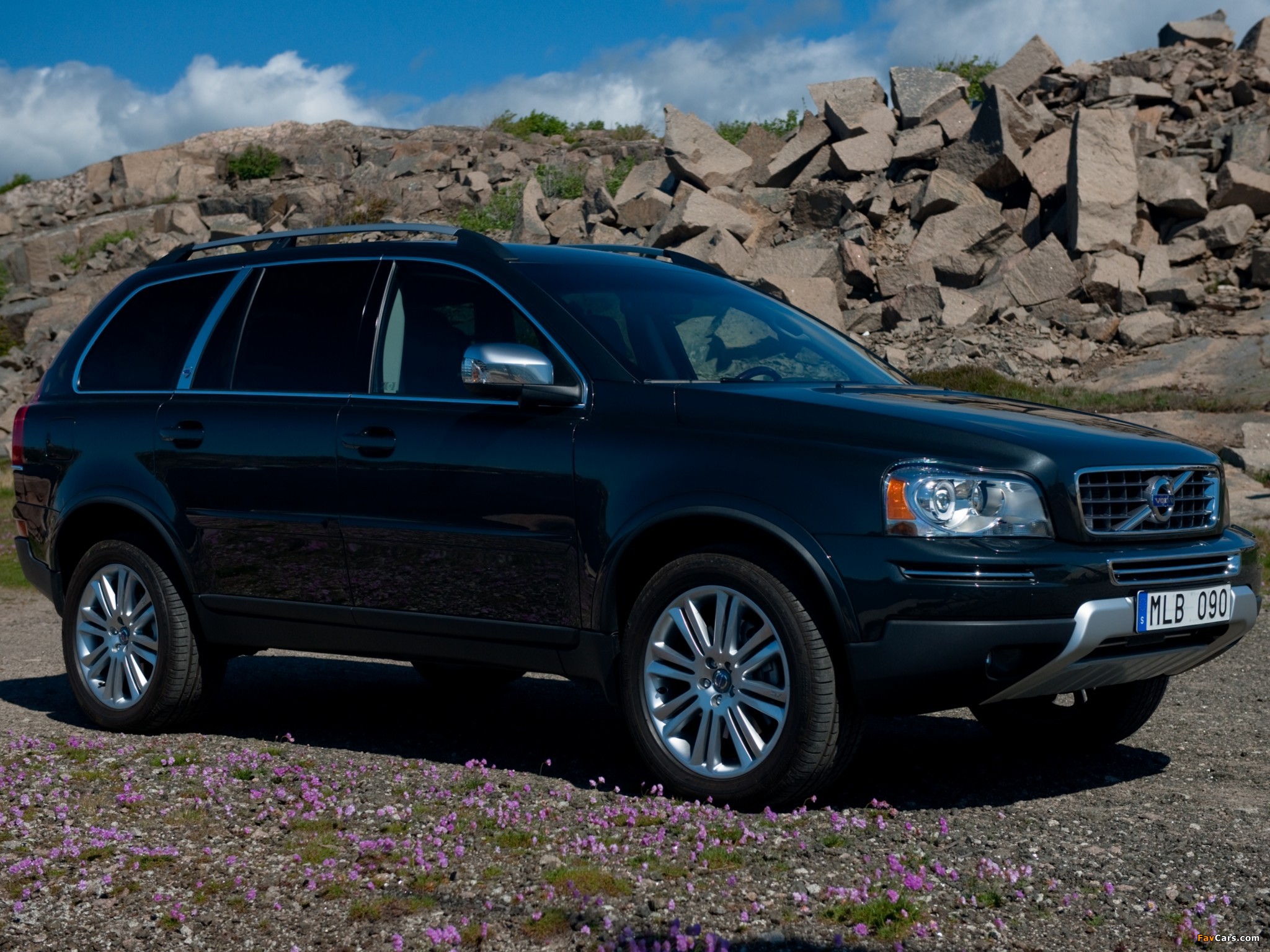 Volvo XC90 D5 2009–11 images (2048 x 1536)