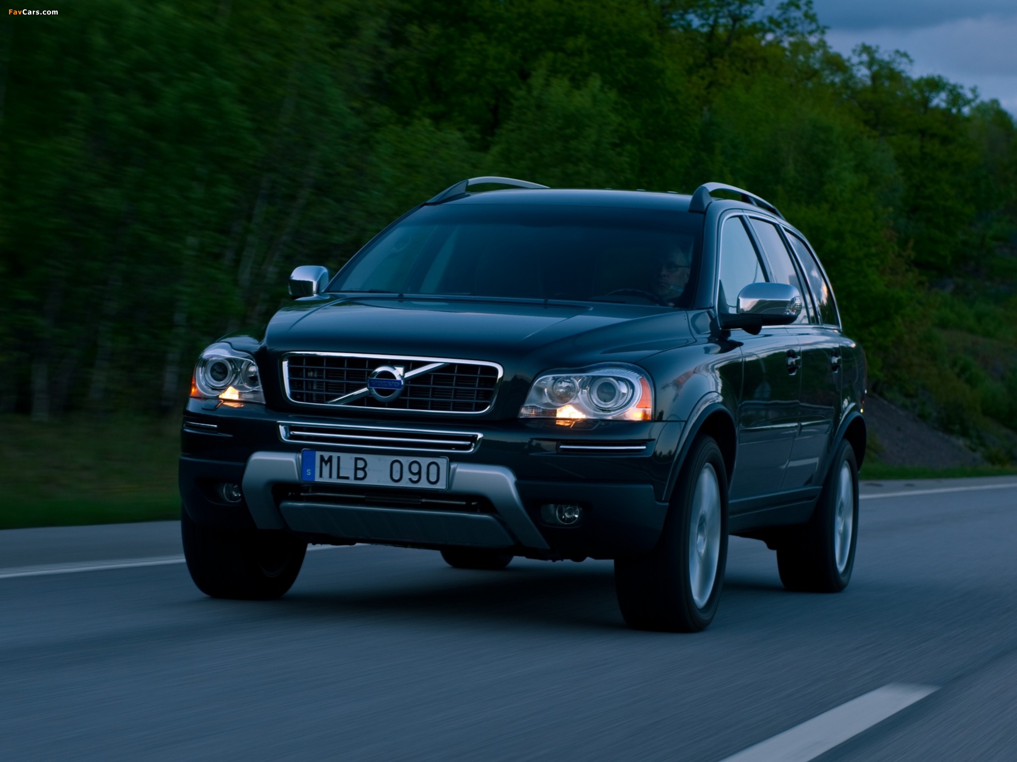 Volvo XC90 D5 2009–11 photos (2048 x 1536)