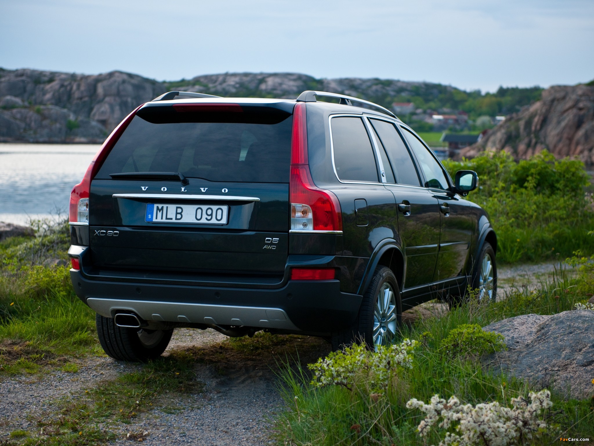 Volvo XC90 D5 2009–11 pictures (2048 x 1536)