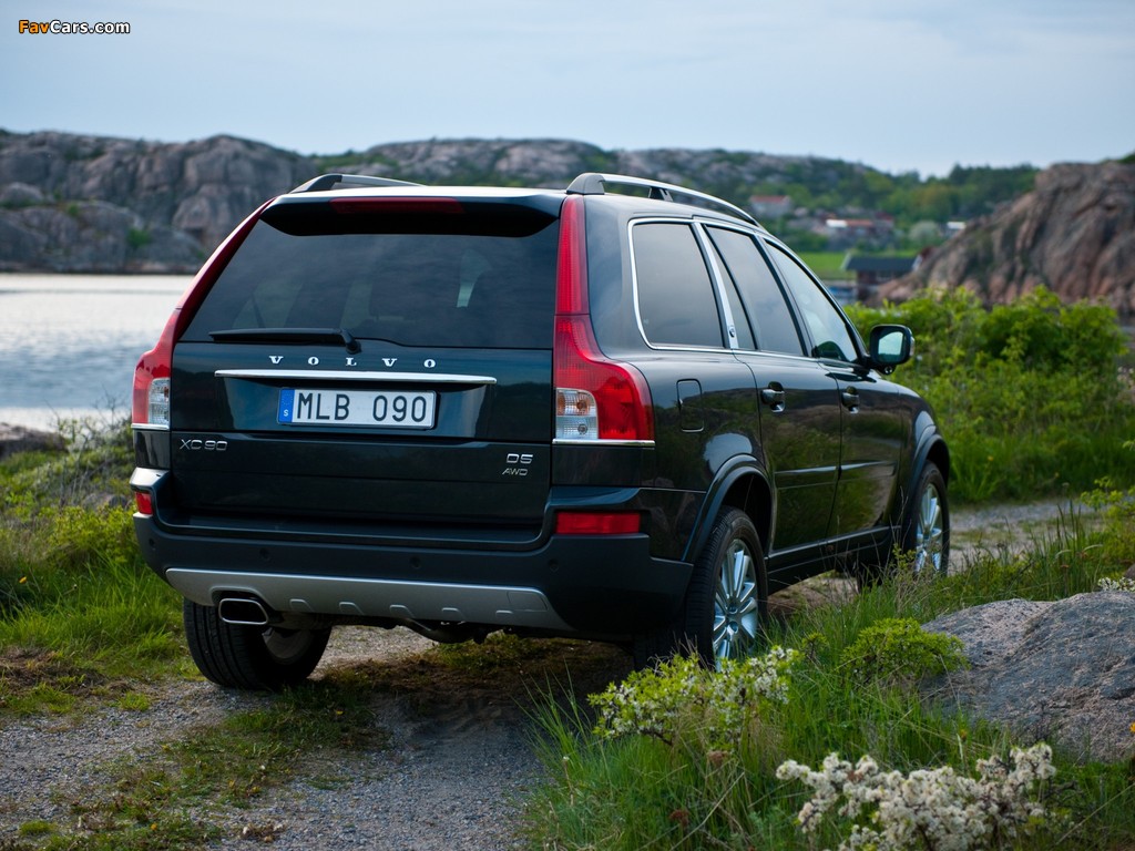 Volvo XC90 D5 2009–11 pictures (1024 x 768)