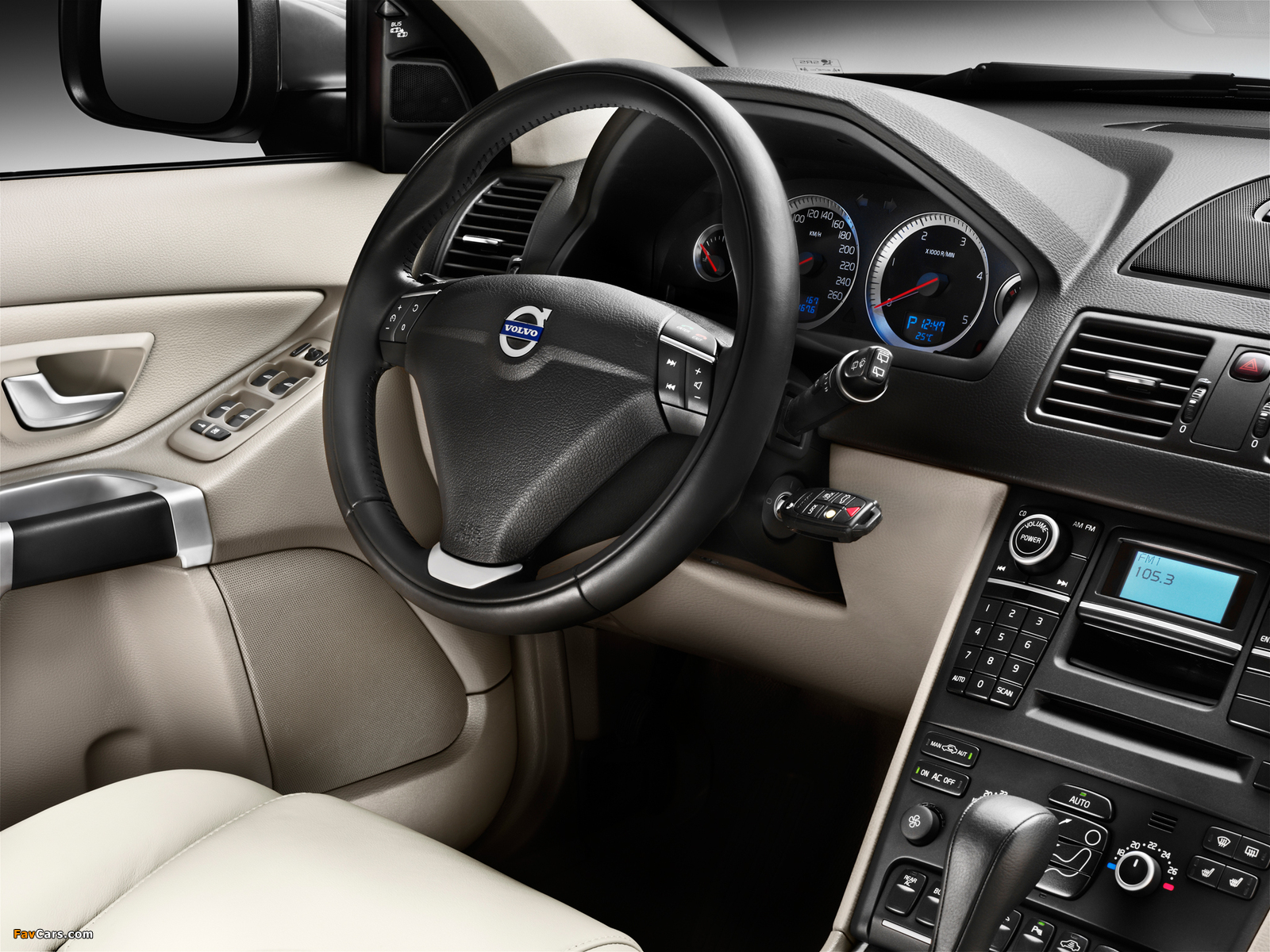 Volvo XC90 D5 2011 wallpapers (1600 x 1200)