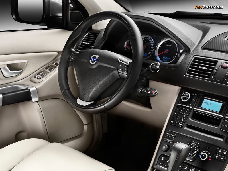 Volvo XC90 D5 2011 wallpapers (800 x 600)