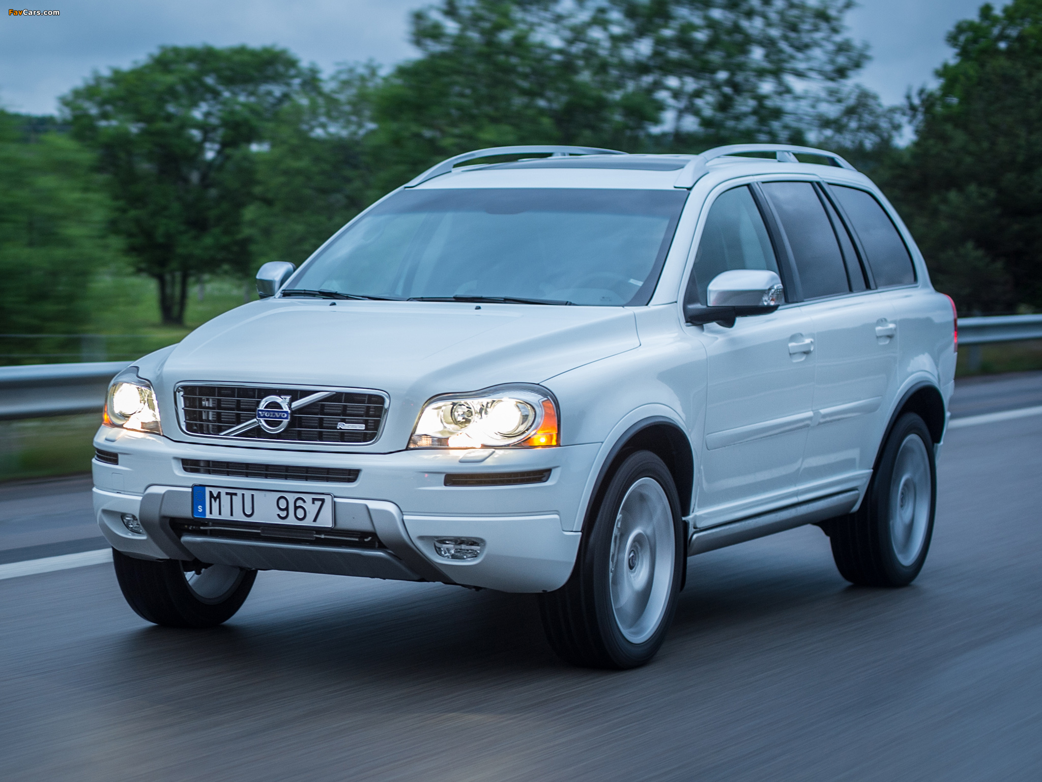 Volvo XC90 D5 R-Design 2012 images (2048 x 1536)