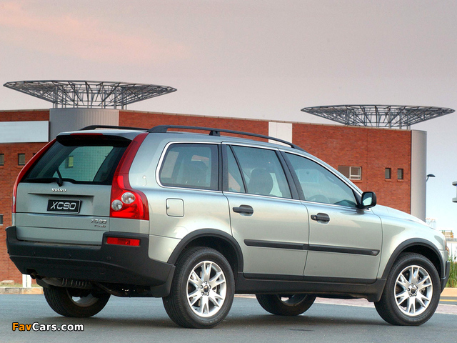 Volvo XC90 ZA-spec 2002–06 wallpapers (640 x 480)